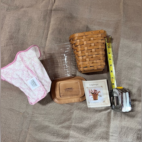 2004 Longaberger Horizon of Hope Basket, Liner, Lid, and Protecter Set - Picture 2 of 8